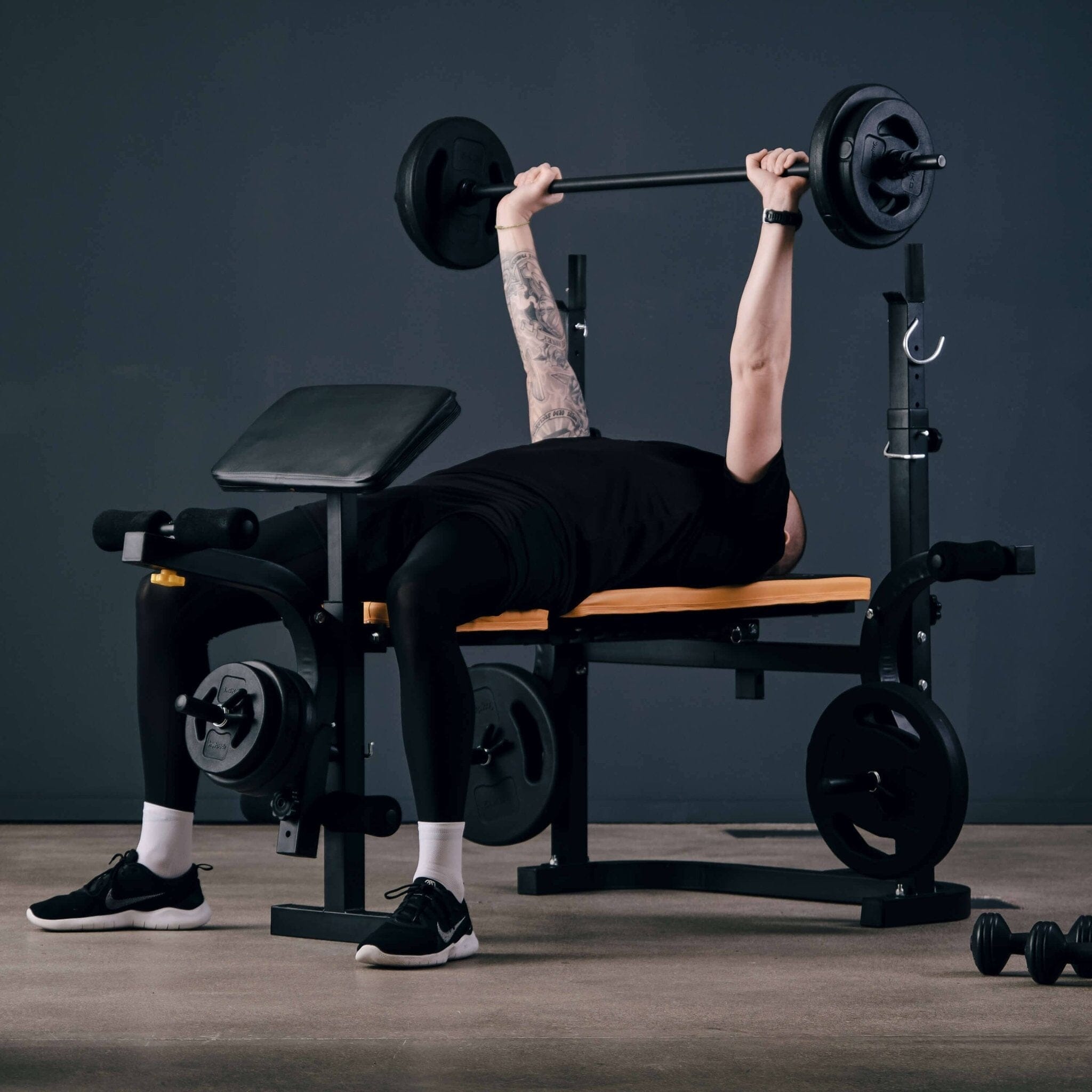 Banc de musculation multi-usages pour exercice de force du haut du corps, banc d'haltérophilie multifonction 18 Banc de musculation multi-usages pour exercice de force du haut du corps, banc d'haltérophilie multifonction 18